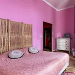 - 2* Porto