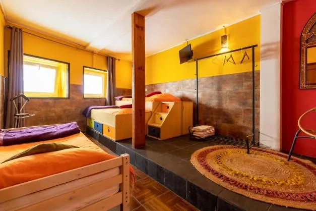 Bed & Breakfast - 2*