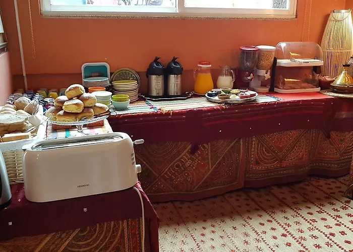 - Bed & Breakfast 2*