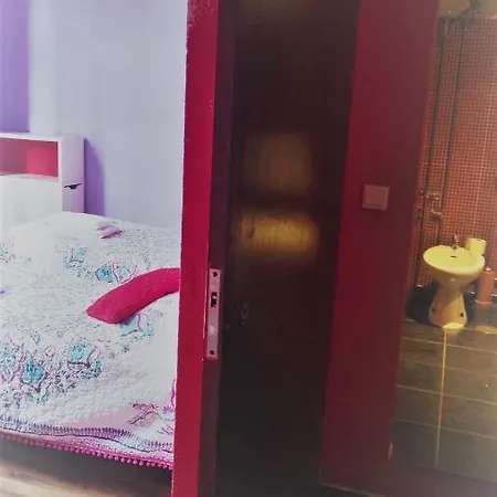 - Bed & Breakfast 2*