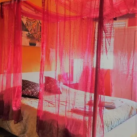 - Bed & Breakfast 2*