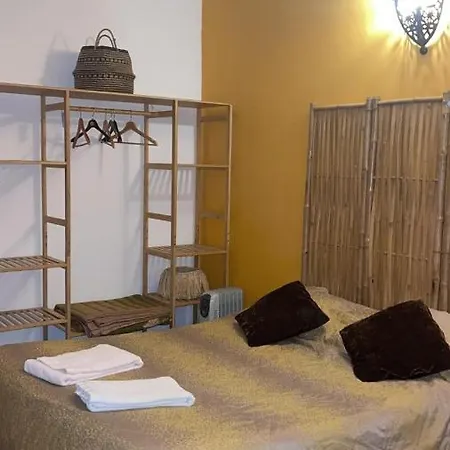 Bed & Breakfast -