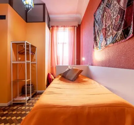 - Bed & Breakfast 2*