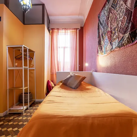 リアド ゲスト ハウス ポルト