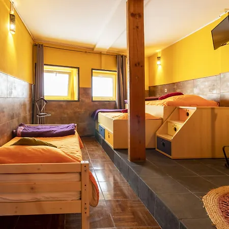 - فندق مبيت وإفطار بورتو