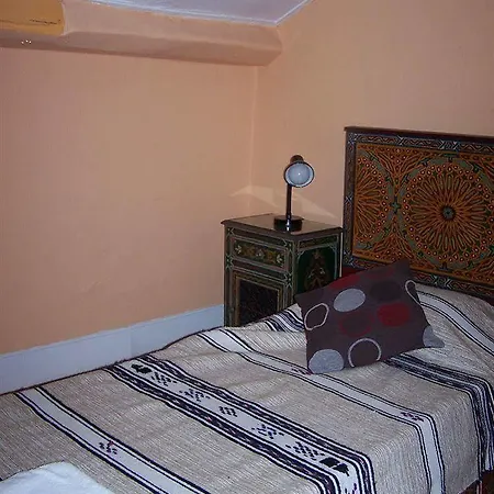 Oda ve Kahvaltı - 2*