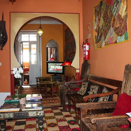 リアド ゲスト ハウス 2* ポルト