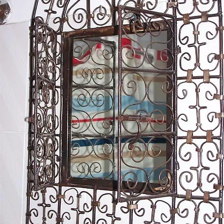 - Porto