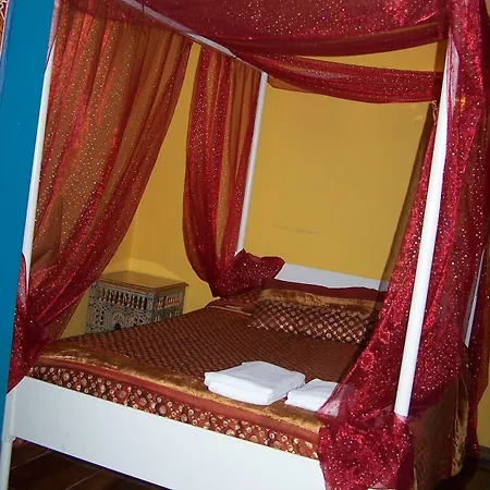 Bed & Breakfast - 2*